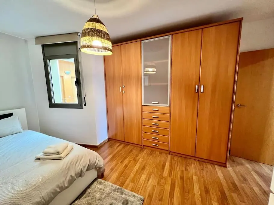 Apartamento Espacioso Y Familiar Terrassa